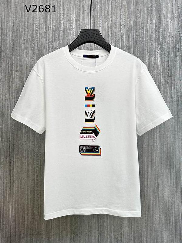 Louis Vuitton Men's T-shirts 1249